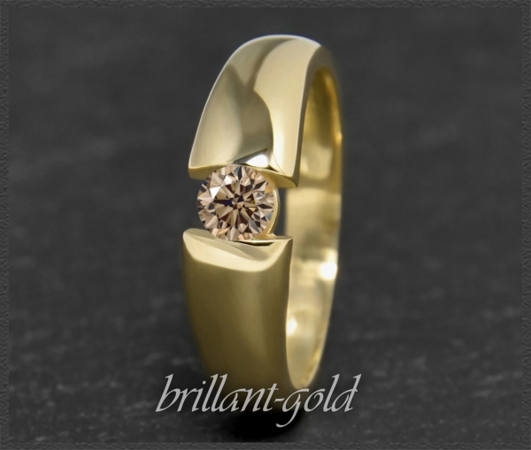 Lupenreiner Brillant Ring 585 Gold; 0,28ct